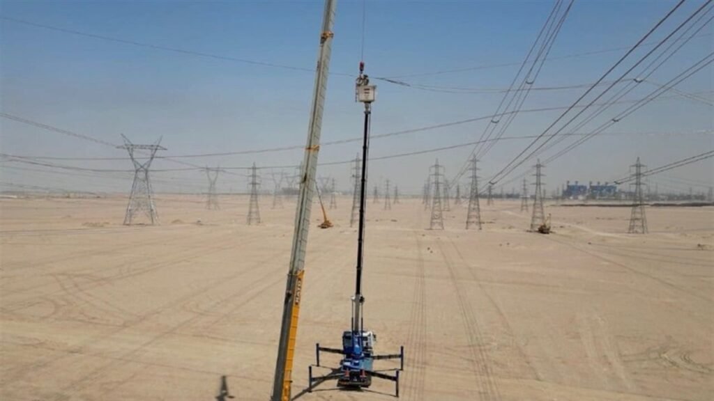 بدء تشغيل خط كهرباء جديد بطاقة 1000 ميغاواط