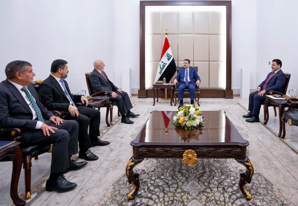 تأكيد رئيس الوزراء على أهمية تعزيز الشراكة والتعاون بين القوى الوطنية