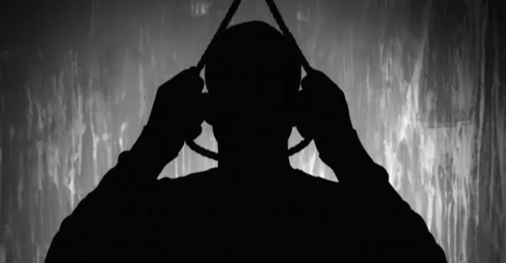 هل يمكنك إعادة صياغة العنوان باللغة العربية؟
“محافظة نينوى.. سجل حالتي انتحار بينهم فتاة قاصرة”