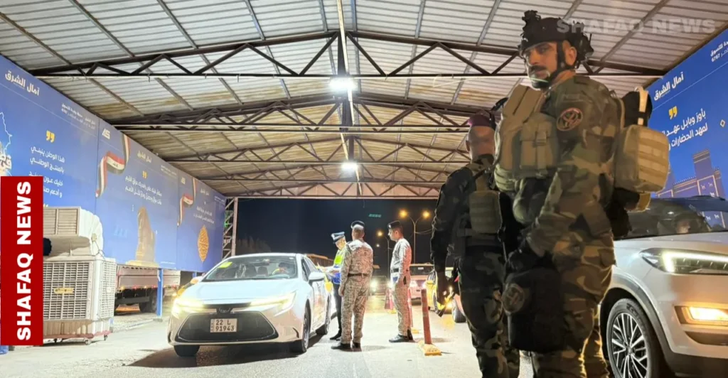 حادث اصطدام شاحنة نقل بسيطرة حكومية على طريق بغداد – كركوك (فيديو)