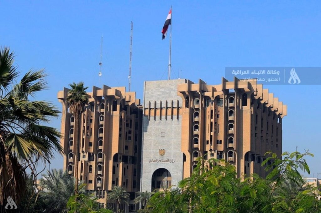 صناعة المملكة: منح 2000 ترخيصاً للشركات في عام2022