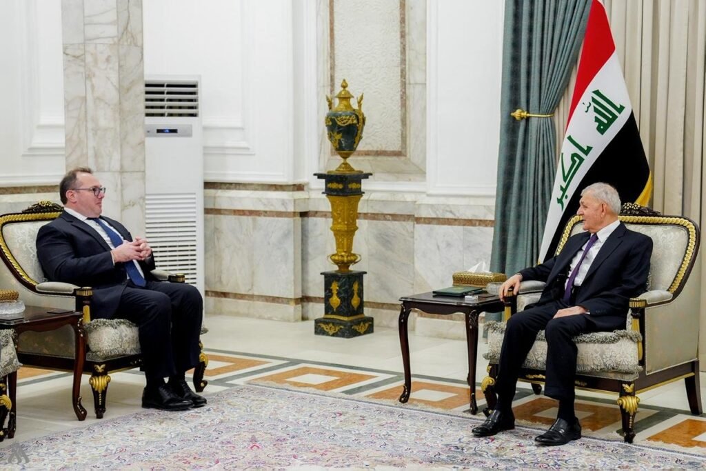 رئيس الولايات المتحدة يعلن التزامه بإنهاء النزاعات في الشرق الأوسط