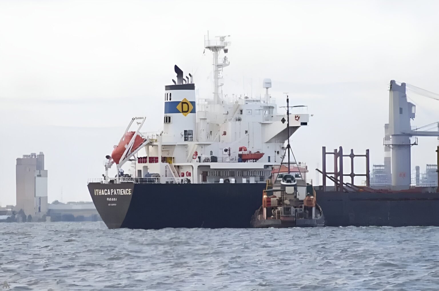 رصد عودة ناقلات النفط إلى المياه الفنزويلية بعد رحلة التخفي