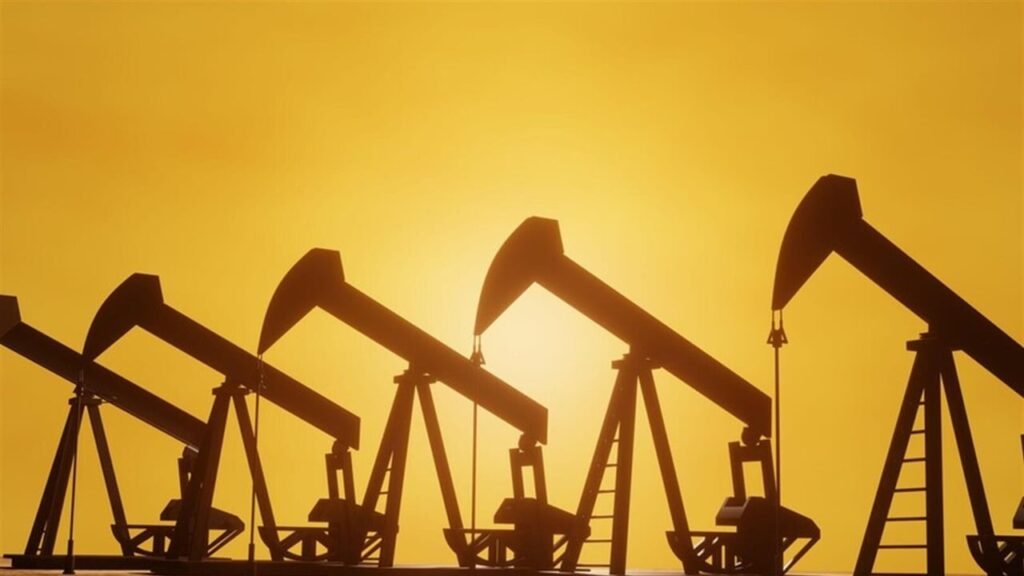 تأرجح المفاوضات يؤدي إلى تقلب أسعار النفط.. انخفاض بـ 50٪