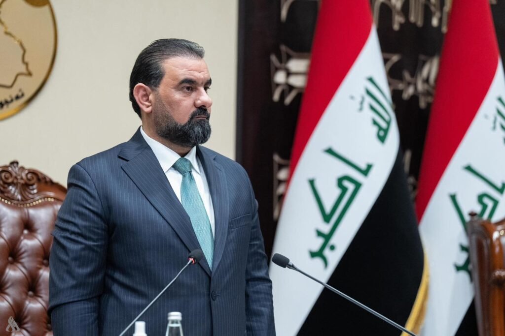 رئيس البرلمان يدين استهداف مقار الحشد الشعبي ويدعو لتجنب الصراعات في العراق
